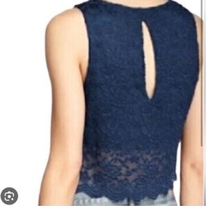 🌸 2/$25 NWT Intimately FP Sapphire Blue Lace Sleeveless Lined Crop Tank Top